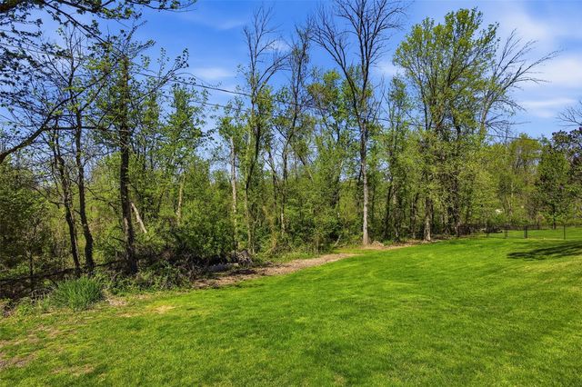 6401 Hickory Boulevard SE, Cedar Rapids, IA 52403