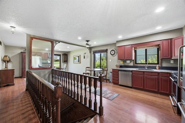 6401 Hickory Boulevard SE, Cedar Rapids, IA 52403