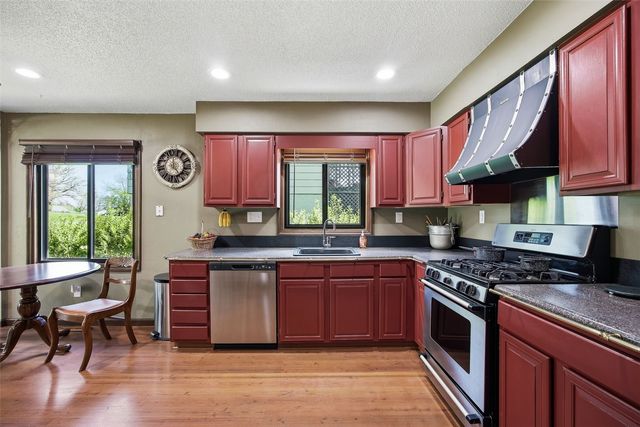 6401 Hickory Boulevard SE, Cedar Rapids, IA 52403