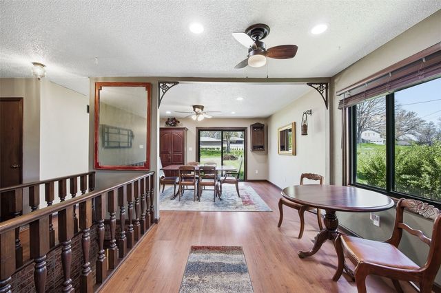 6401 Hickory Boulevard SE, Cedar Rapids, IA 52403