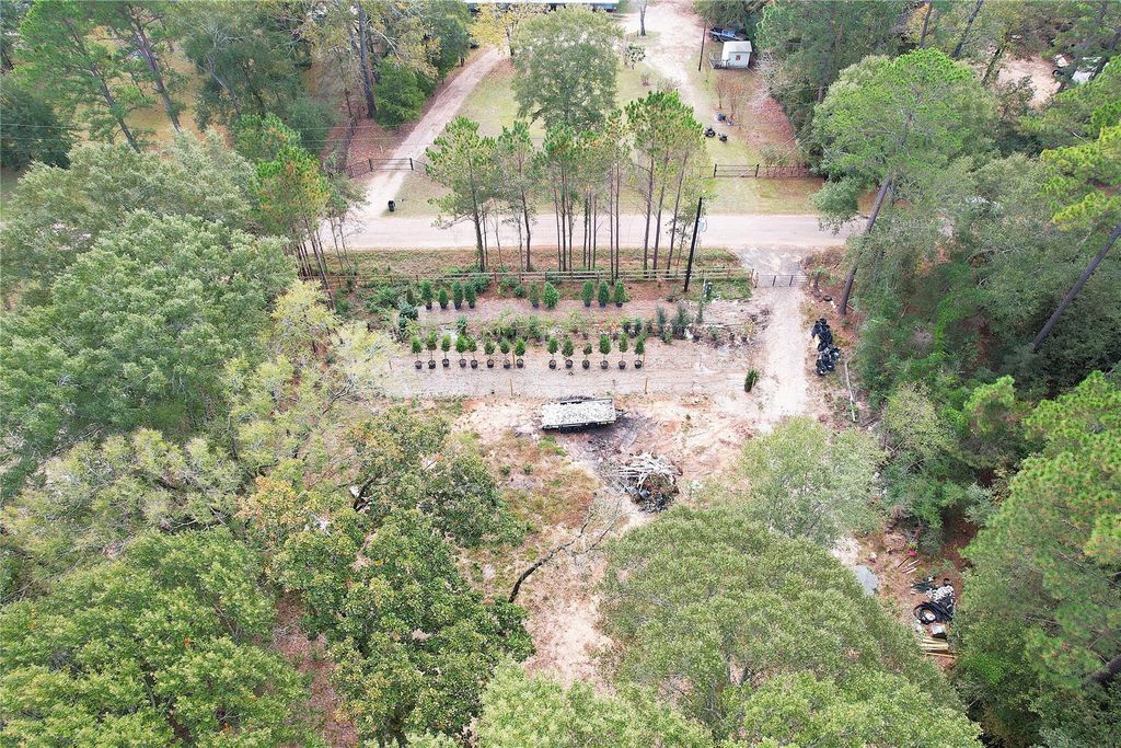 17648 Rhonda Lane, Montgomery, TX 77316