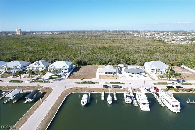 12110 Siesta DR, Fort Myers Beach, FL 33931