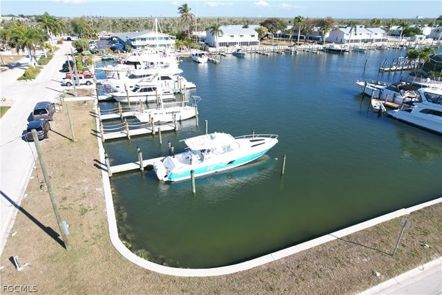 12110 Siesta DR, Fort Myers Beach, FL 33931