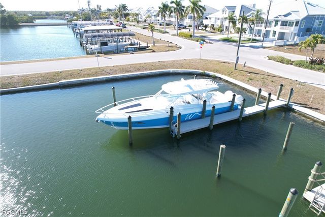 12110 Siesta DR, Fort Myers Beach, FL 33931