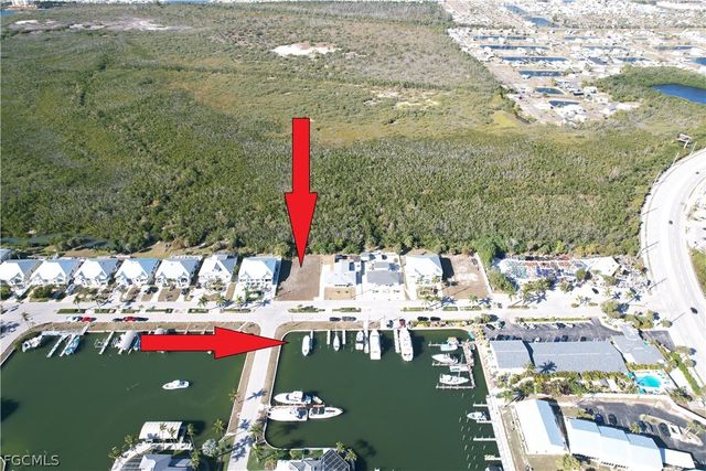 12110 Siesta DR, Fort Myers Beach, FL 33931