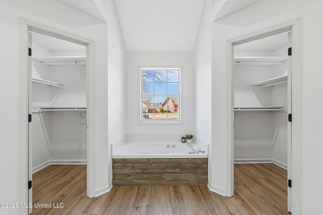 6716 S Branch Road, Olive Branch, MS 38654