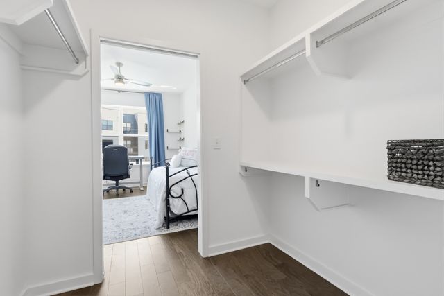 1677 54th Ave N Apt 320, Nashville, TN 37209