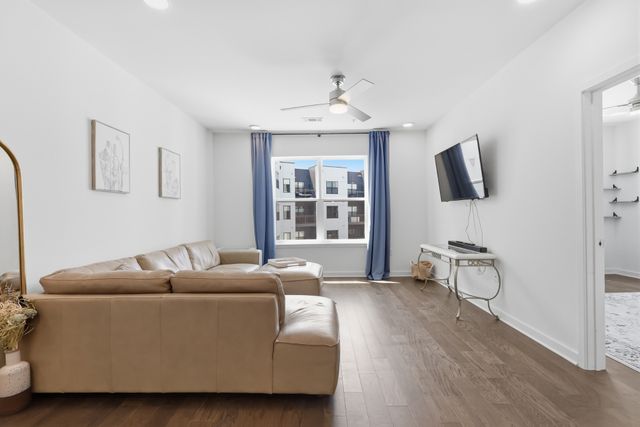 1677 54th Ave N Apt 320, Nashville, TN 37209