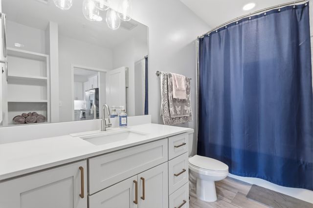 1677 54th Ave N Apt 320, Nashville, TN 37209