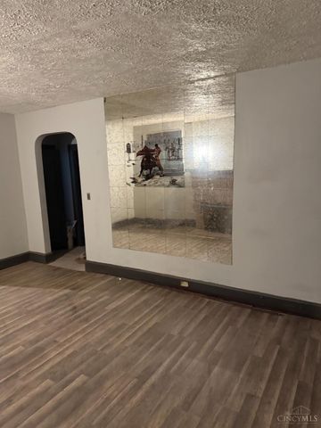 1930 Powers Street, Cincinnati, OH 45223