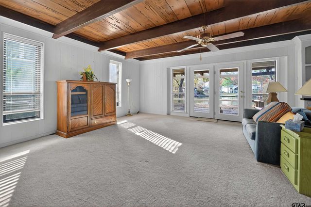 520 Hideaway Ln E, Hideaway, TX 75771