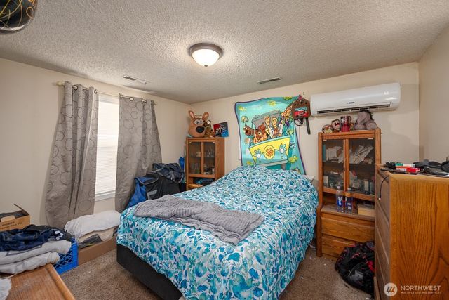 140 W Northshore Drive, Moses Lake, WA 98837