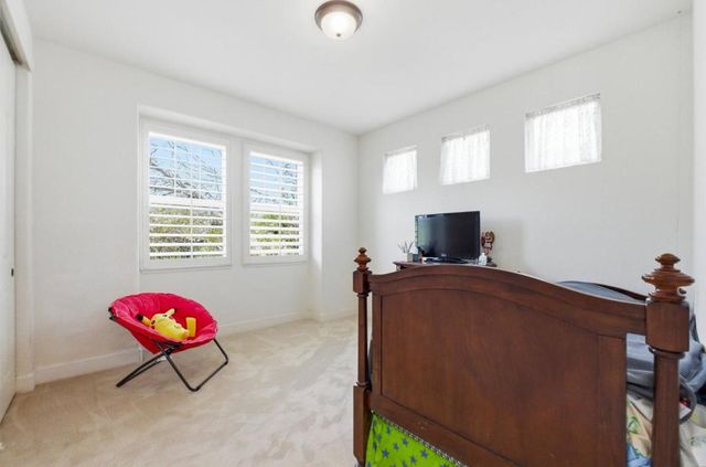 166 Kensington Circle, Hercules, CA 94547