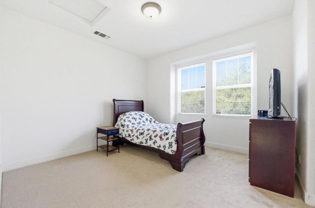 166 Kensington Circle, Hercules, CA 94547