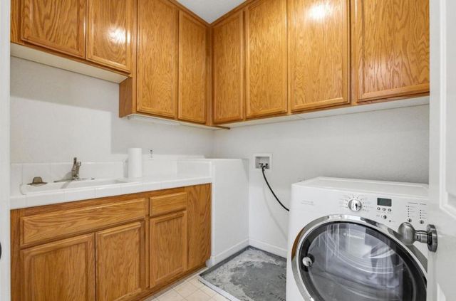 166 Kensington Circle, Hercules, CA 94547