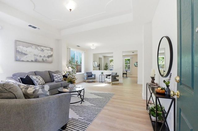 166 Kensington Circle, Hercules, CA 94547