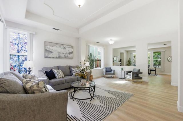 166 Kensington Circle, Hercules, CA 94547