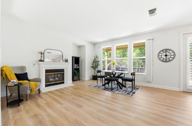 166 Kensington Circle, Hercules, CA 94547