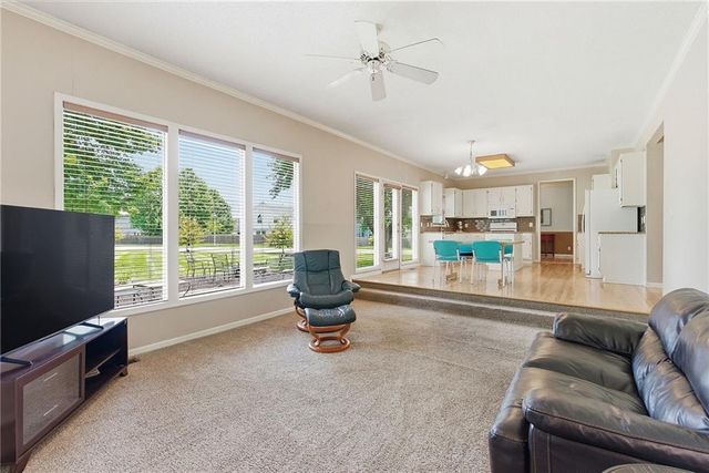 6702 W 156th Terrace, Overland Park, KS 66223