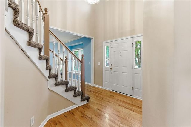 6702 W 156th Terrace, Overland Park, KS 66223