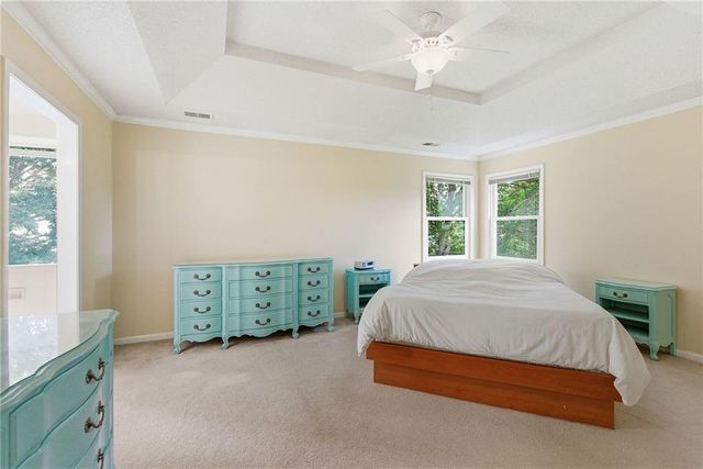 6702 W 156th Terrace, Overland Park, KS 66223