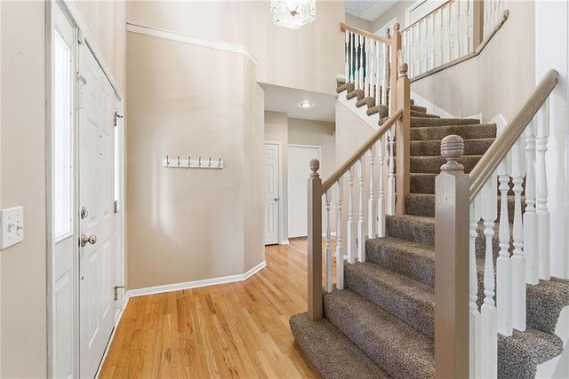 6702 W 156th Terrace, Overland Park, KS 66223
