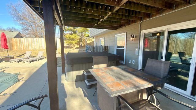 3505 GODFREY DR, Columbia, MO 65203