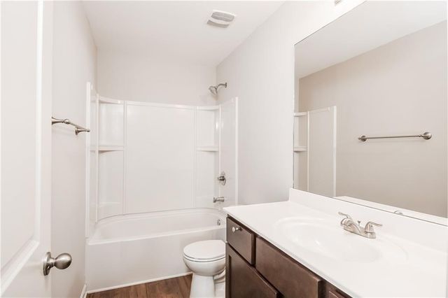 47 Autumn Canyon SE Path, Cartersville, GA 30121