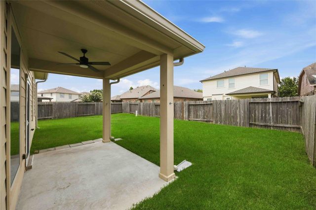 8134 Heartbrook Field Lane, Cypress, TX 77433