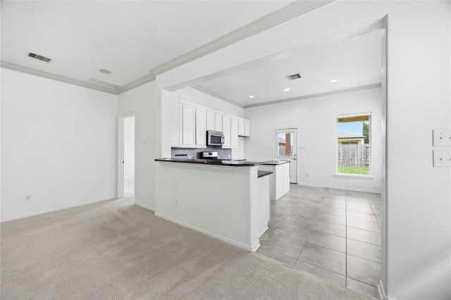 8134 Heartbrook Field Lane, Cypress, TX 77433