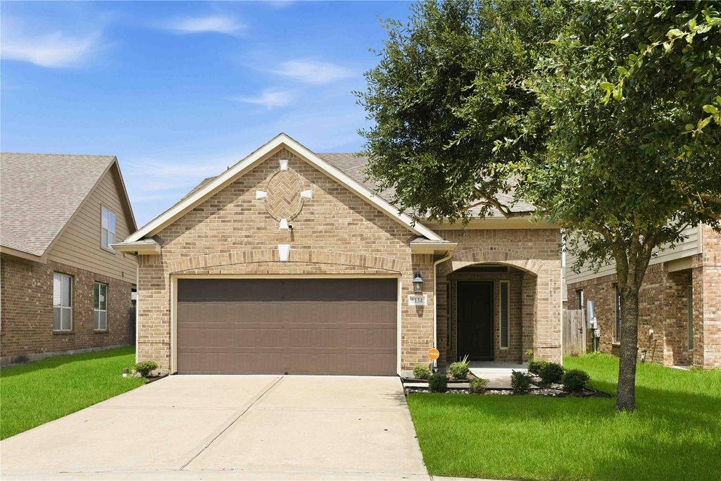 8134 Heartbrook Field Lane, Cypress, TX 77433