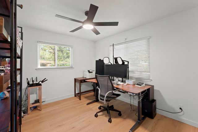 4004 Austin Woods DR, Austin, TX 78759