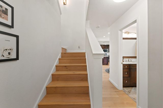 4004 Austin Woods DR, Austin, TX 78759