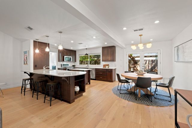 4004 Austin Woods DR, Austin, TX 78759