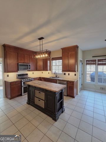 1581 Shetland Pony Court, Suwanee, GA 30024