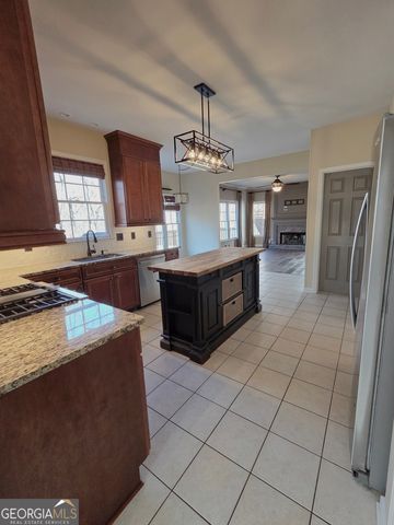 1581 Shetland Pony Court, Suwanee, GA 30024