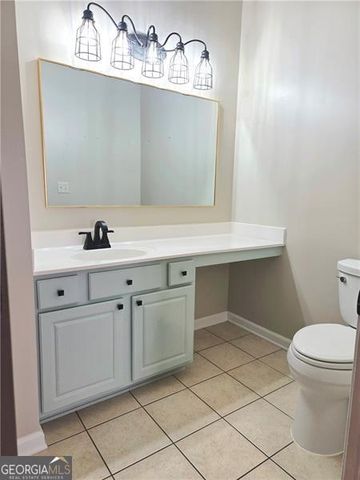 1581 Shetland Pony Court, Suwanee, GA 30024