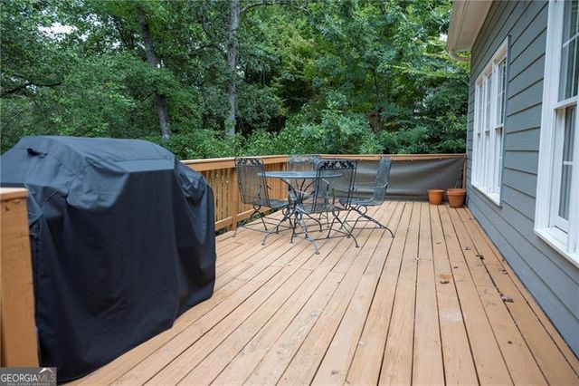 1581 Shetland Pony Court, Suwanee, GA 30024