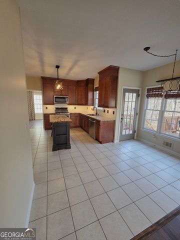 1581 Shetland Pony Court, Suwanee, GA 30024