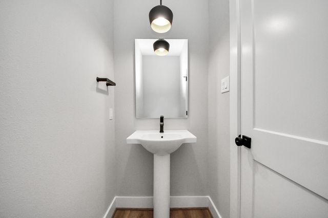 5809 Francis Oak Place, Houston, TX 77091