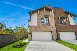 5809 Francis Oak Place, Houston, TX 77091