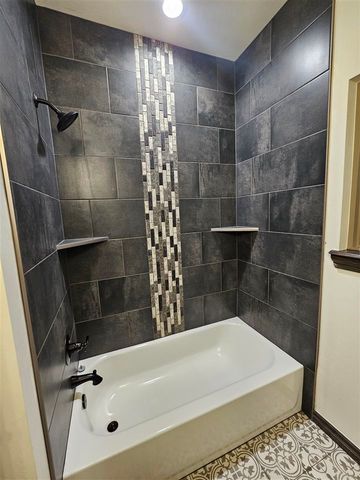 115 S 6th Ave, Sterling, OK 73567