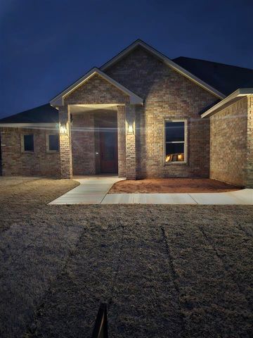 115 S 6th Ave, Sterling, OK 73567