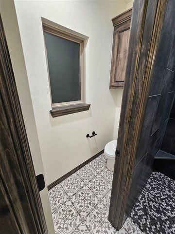 115 S 6th Ave, Sterling, OK 73567