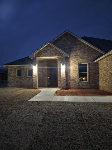 115 S 6th Ave, Sterling, OK 73567