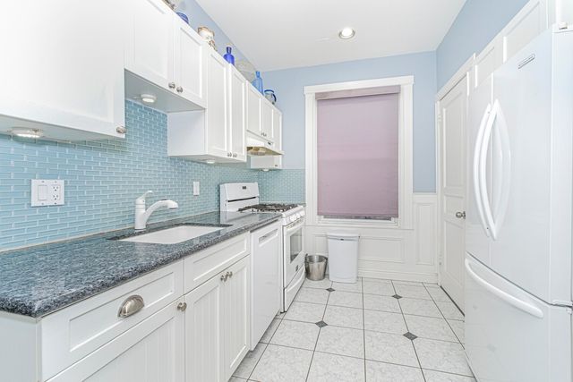 2644 E 27TH Street, New York City, NY 11235