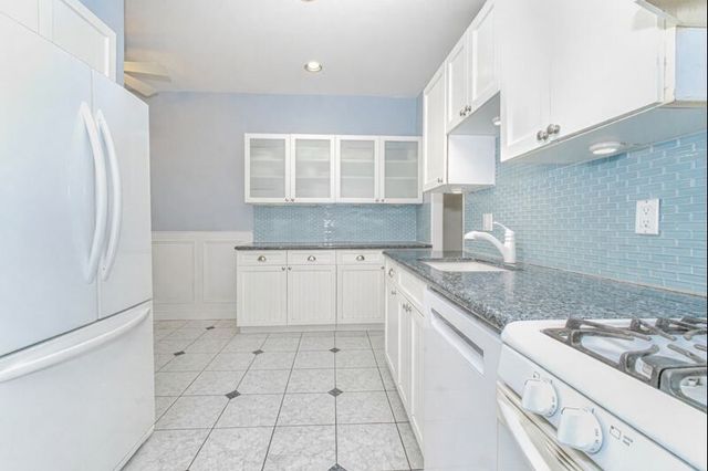 2644 E 27TH Street, New York City, NY 11235