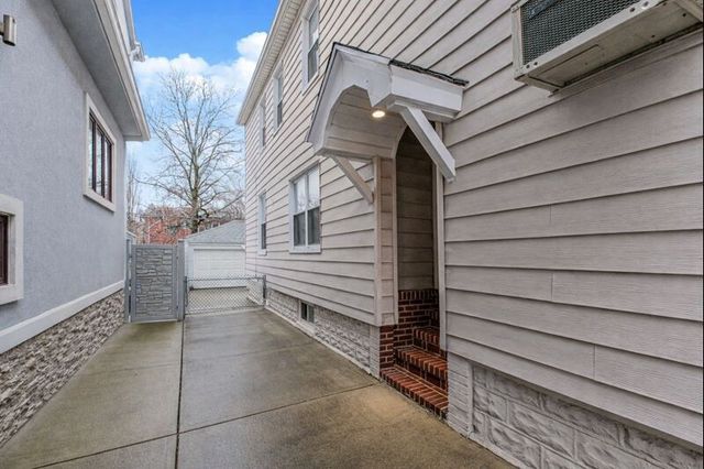 2644 E 27TH Street, New York City, NY 11235