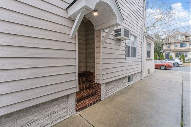 2644 E 27TH Street, New York City, NY 11235