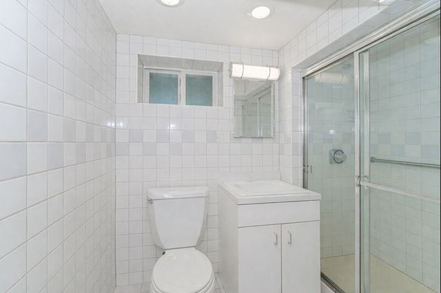 2644 E 27TH Street, New York City, NY 11235